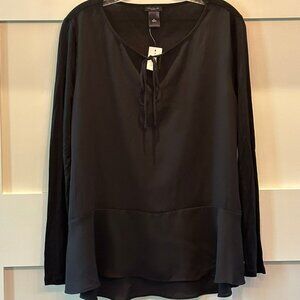 🖤 NWT Ann Taylor Factory Black Peplum Blouse (Size M)